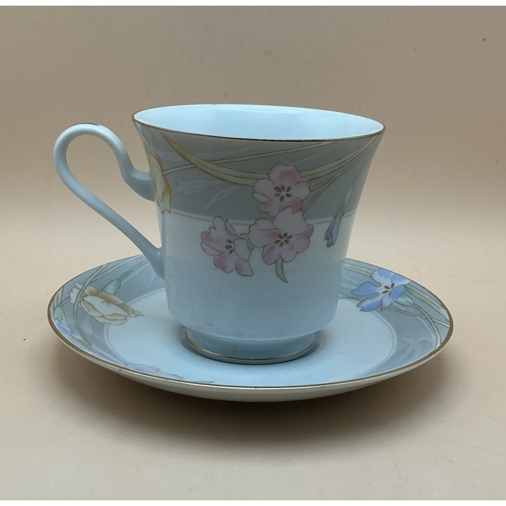 Mikasa Charisma Gray‎ Cup Saucer Set Fine China Floral Gold Trim Vintage L9049